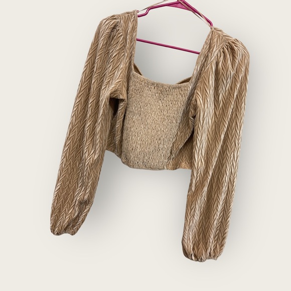 Sage the Label Crop - Picture 13 of 15